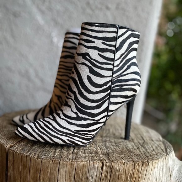 Tennon Dress Bootie by Nine West Size 8 - Picture 2 of 6